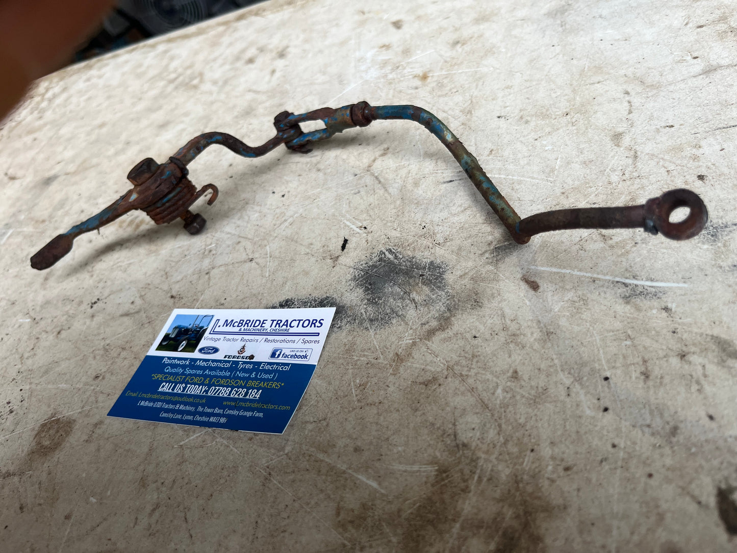 Flow control linkage
