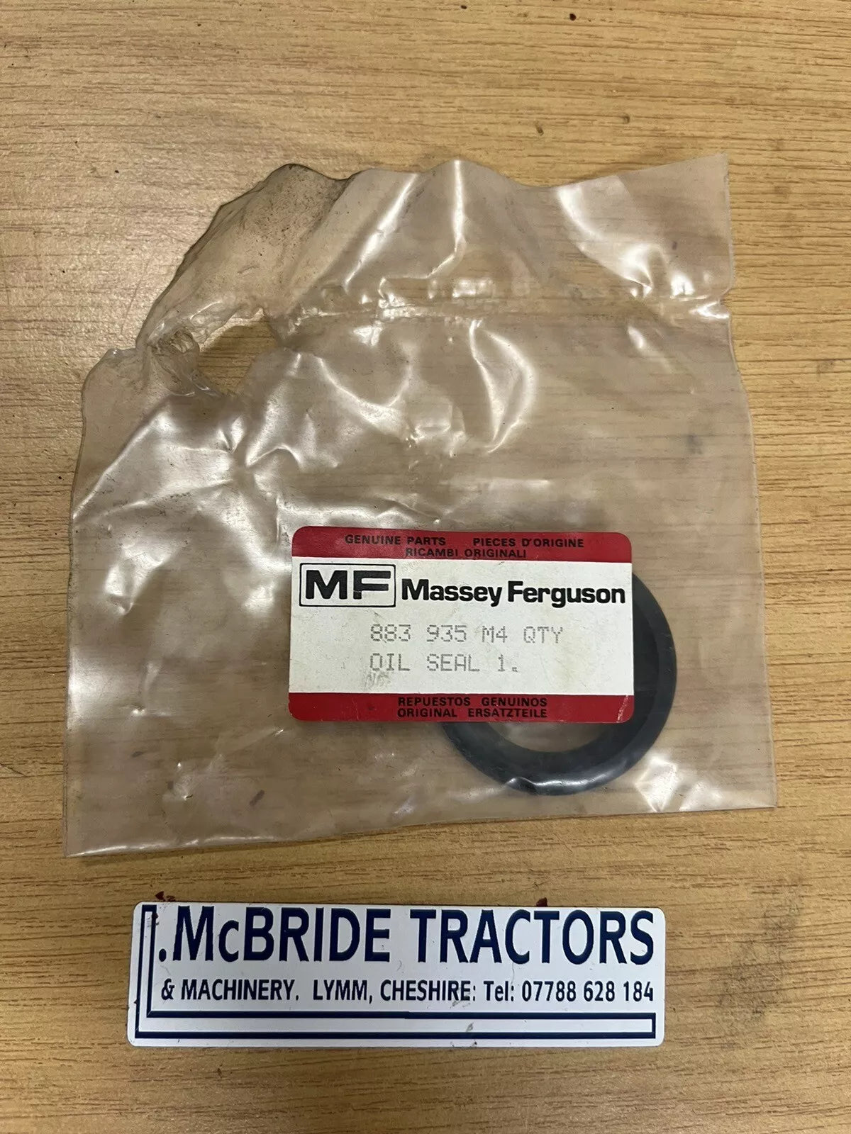 Genuine Massey Ferguson Input Shaft Seal 35, 65, 100, 200, 300 Series 883935M4