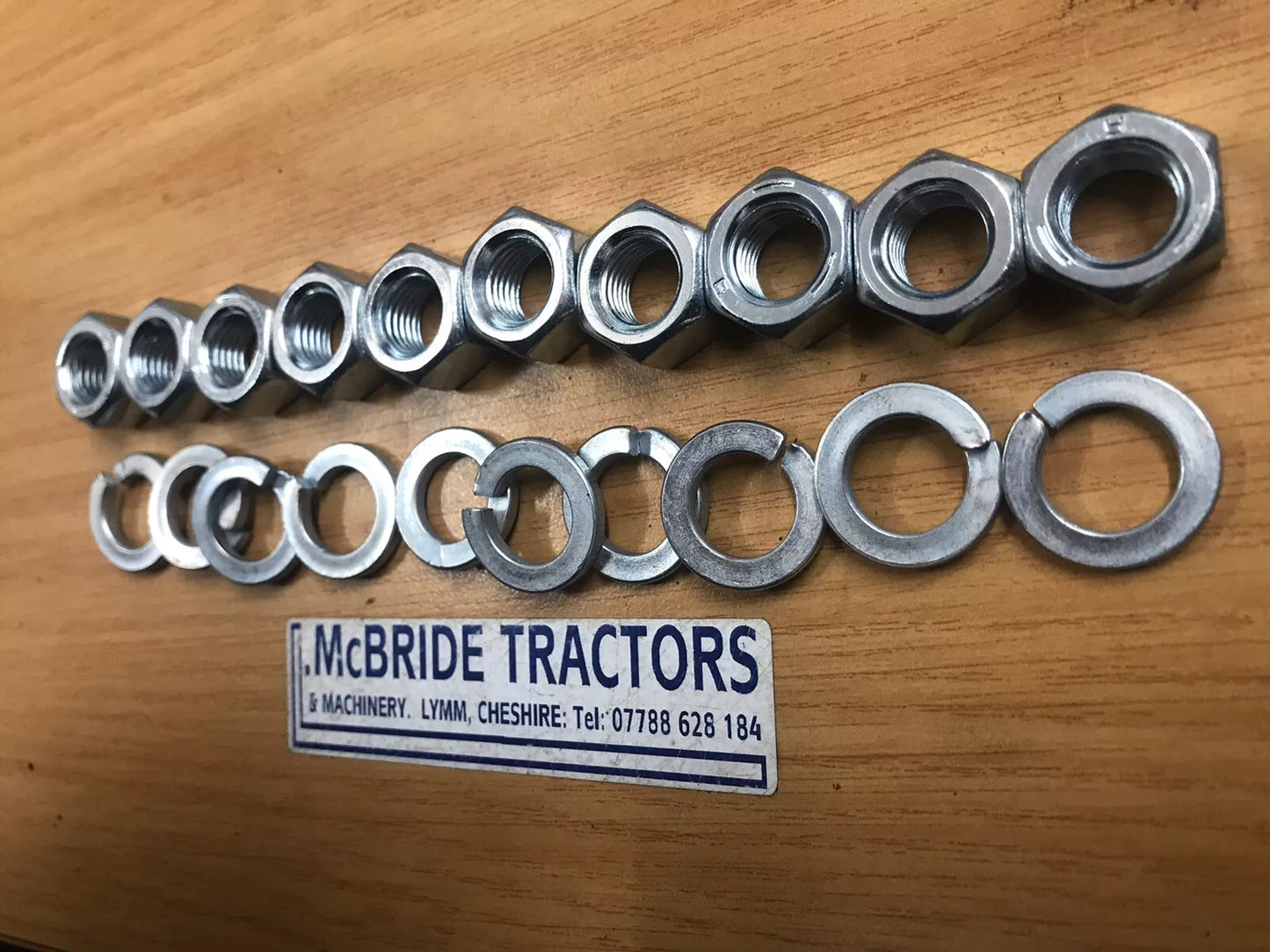 FORDSON DEXTA/ SUPER DEXTA 10x HALFSHAFT RETAINING NUTS & SPRING WASHERS