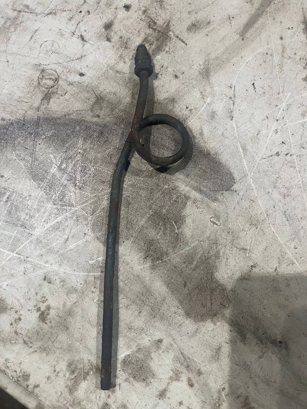 Fordson dexta Injection Pump Leak Off Oil Pipe