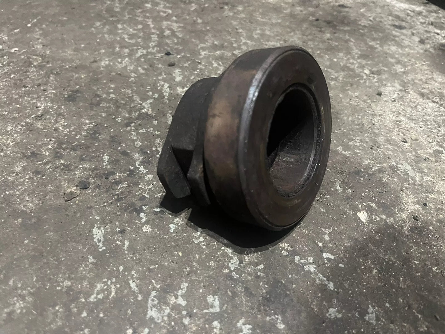 Fordson Dexta / Super Dexta Release Bearing & Carrier LIVEDRIVE CLUTCH