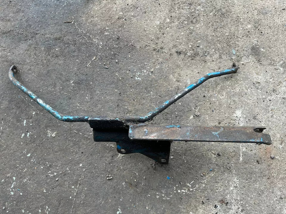 Ford 4600 battery tray support & nosecone bracket