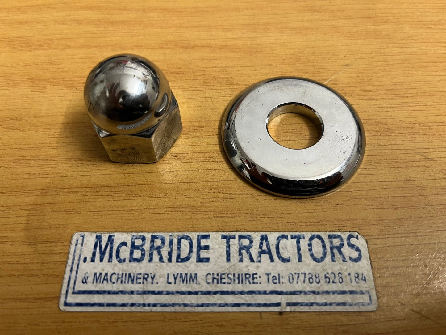 STEERING WHEEL NUT & WASHER