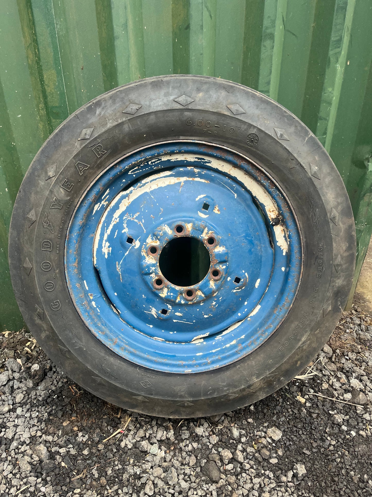 6.00 x 19 wheel & tyre