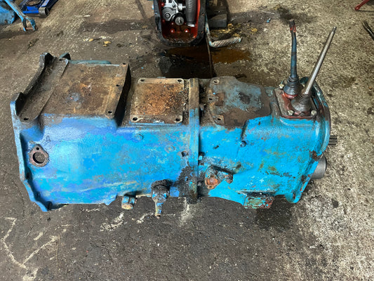 Fordson Dexta / Super Dexta Gearbox 10 Spline single clutch
