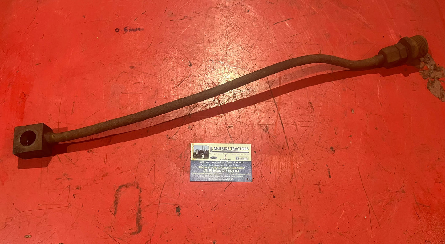 External service tipping pipe