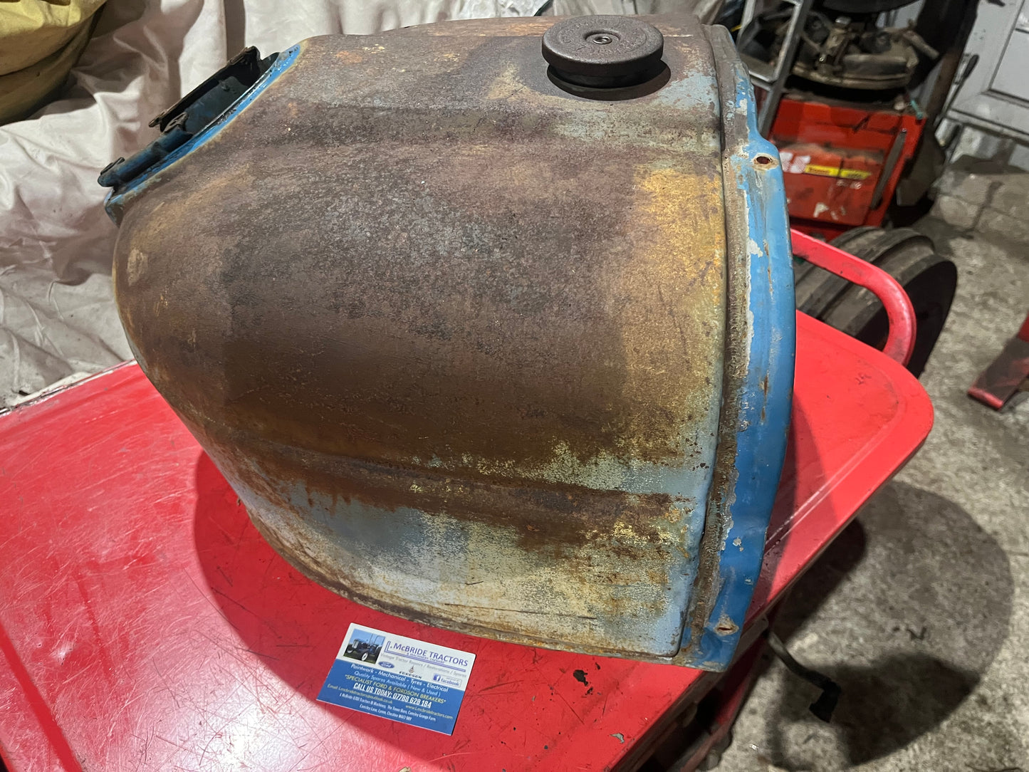 Dexta diesel tank
