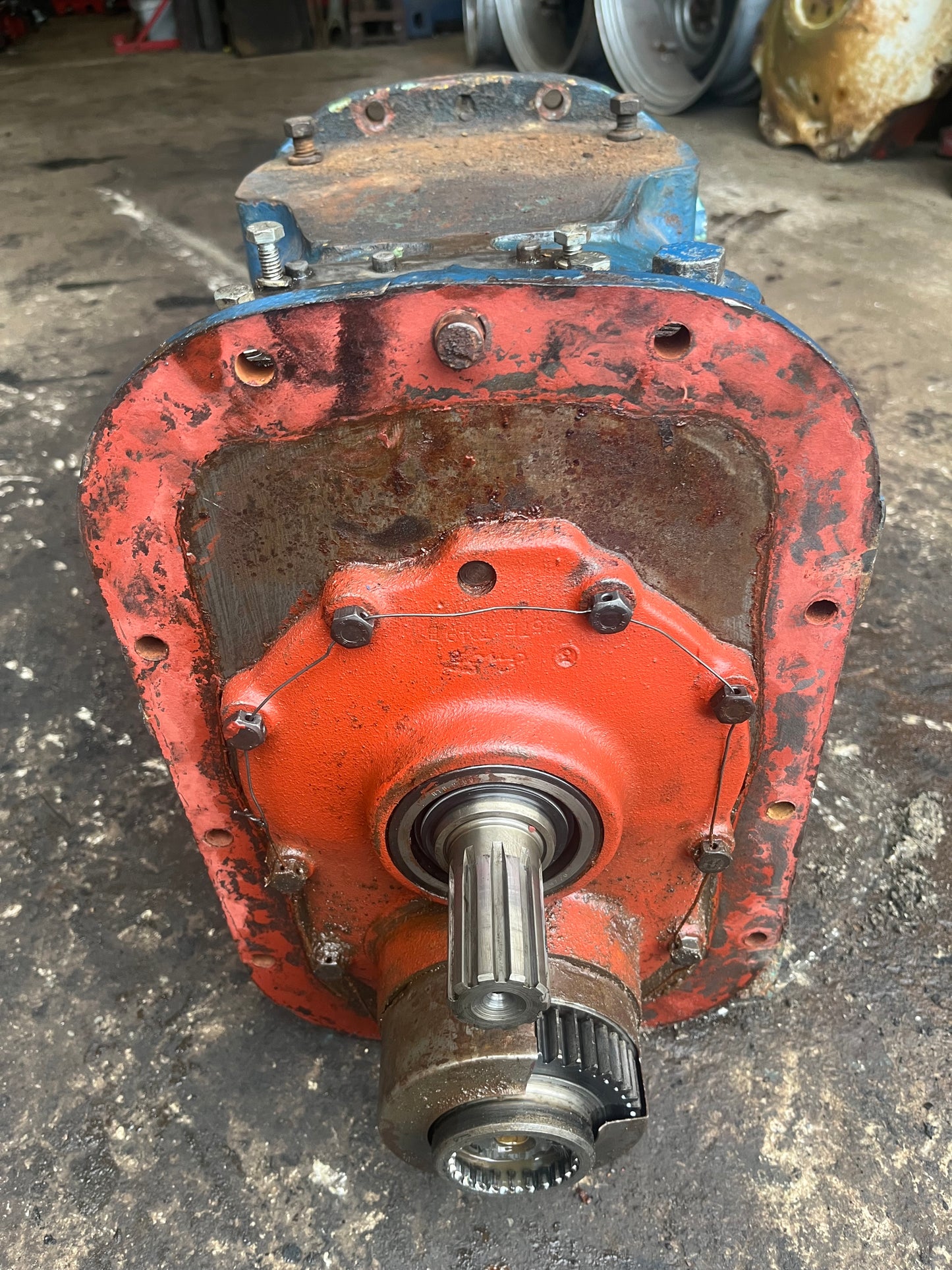 Fordson Dexta / Super Dexta Gearbox 10 Spline LiveDrive
