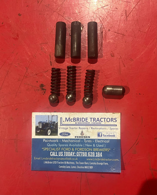 Dexta / Super Dexta Selector Rail Detent set
