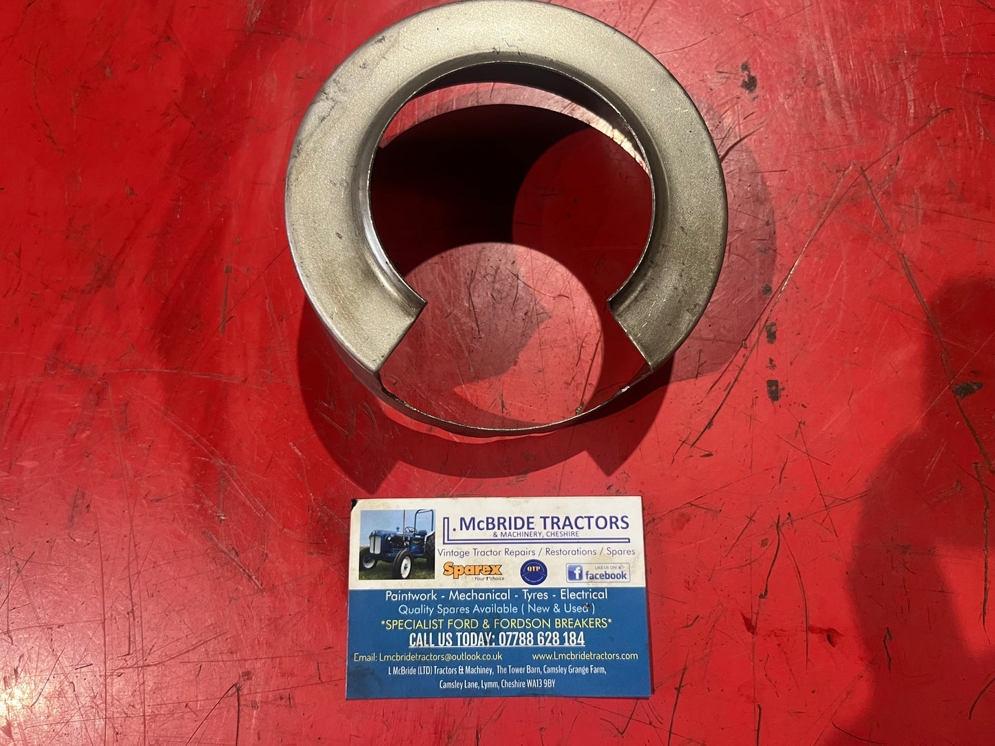 Transmission hydraulic pump drive gear cover