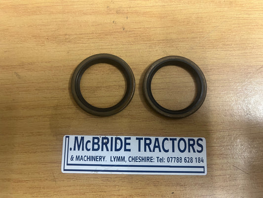 Ford 2000 / 3000 Steering box seals
