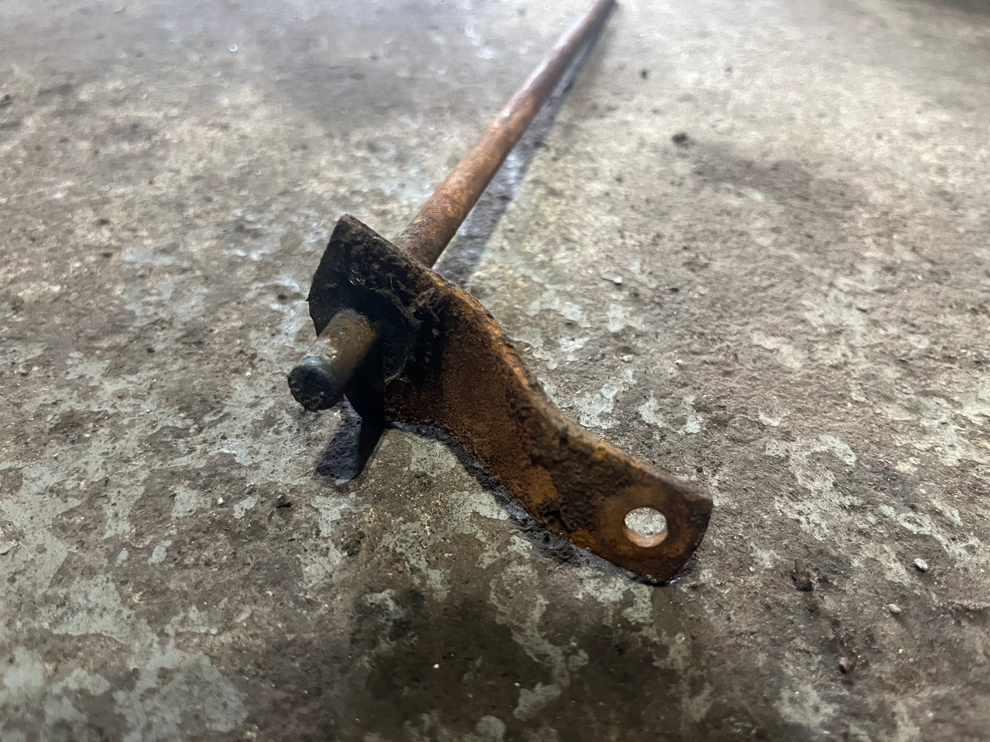 Throttle rod