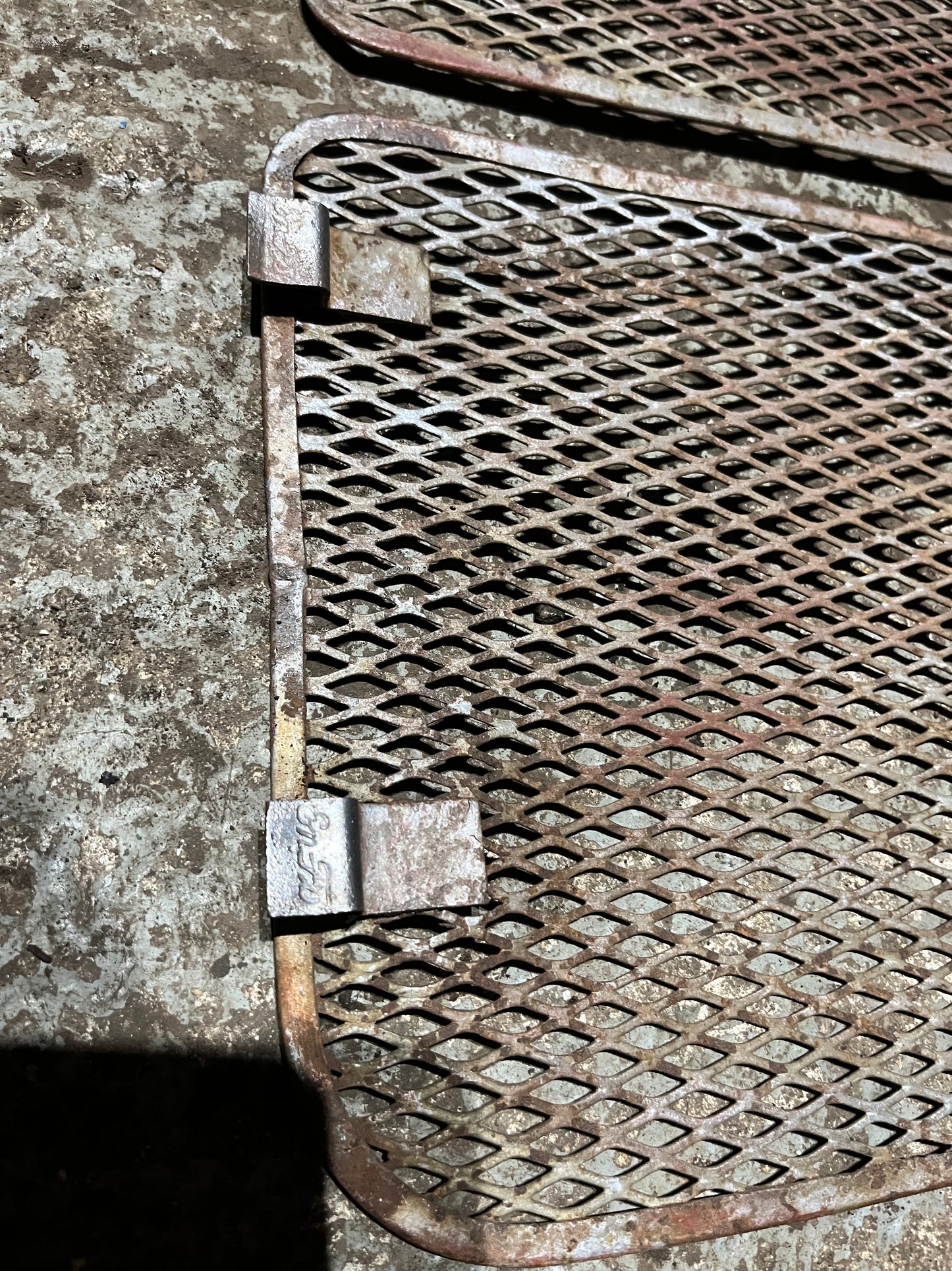 Fordson Major grilles