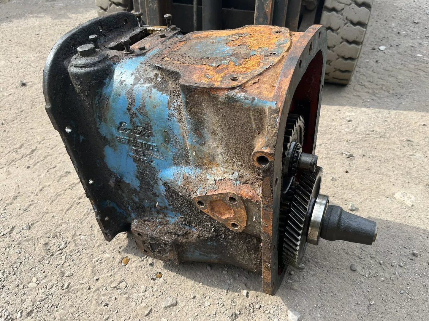 Fordson Dexta / Super Dexta Gearbox 10 Spline Drive Single Clutch