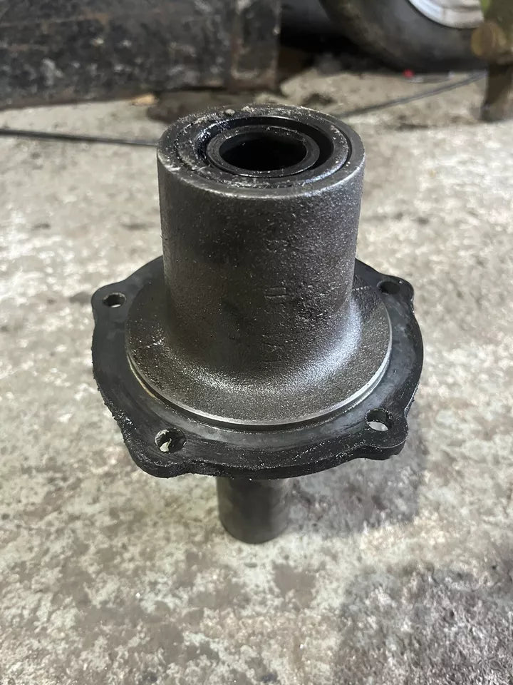 Fordson Dexta / Super Dexta Input Shaft Housing SINGLE CLUTCH