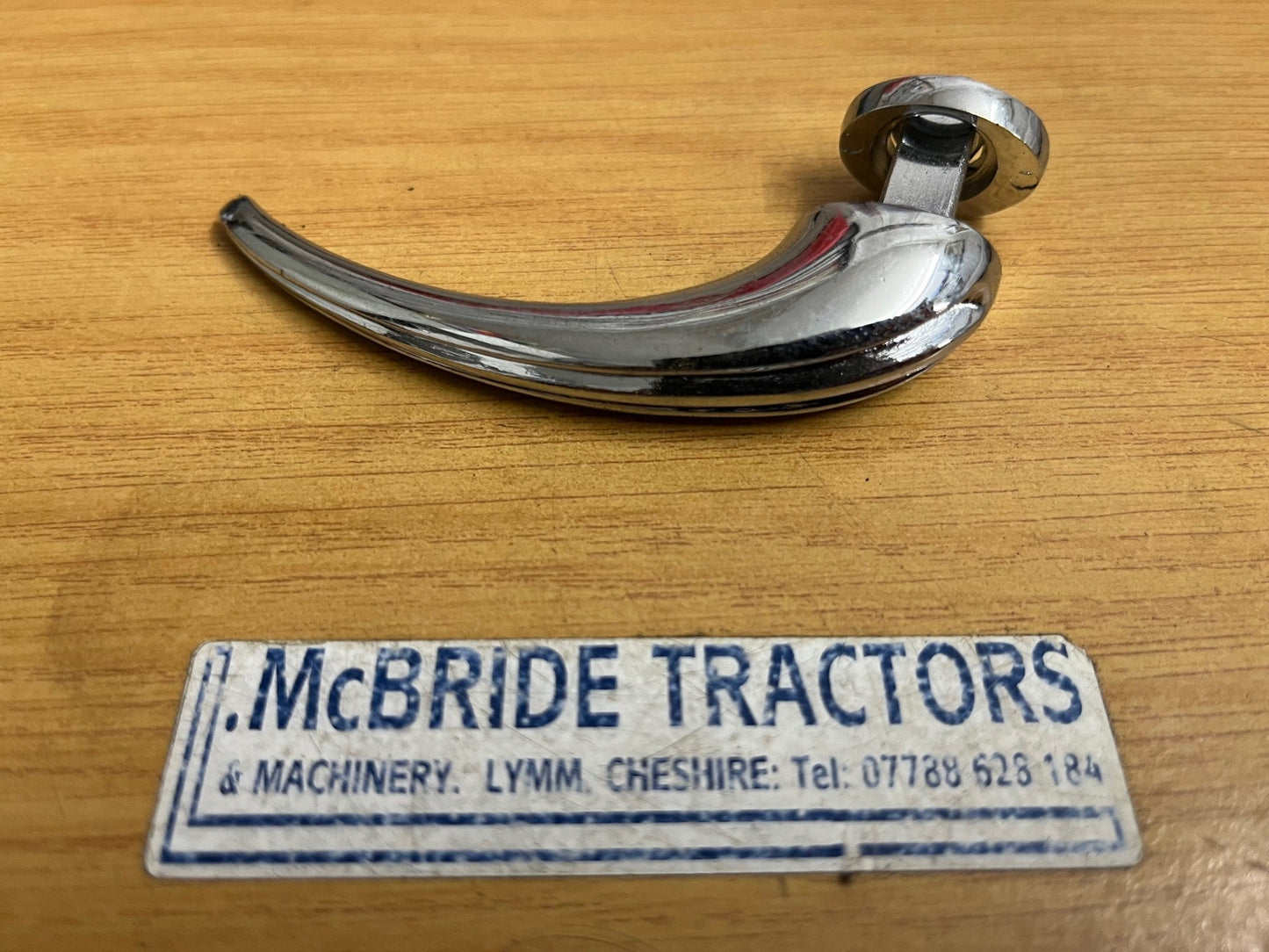 FORDSON BONNET HANDLE