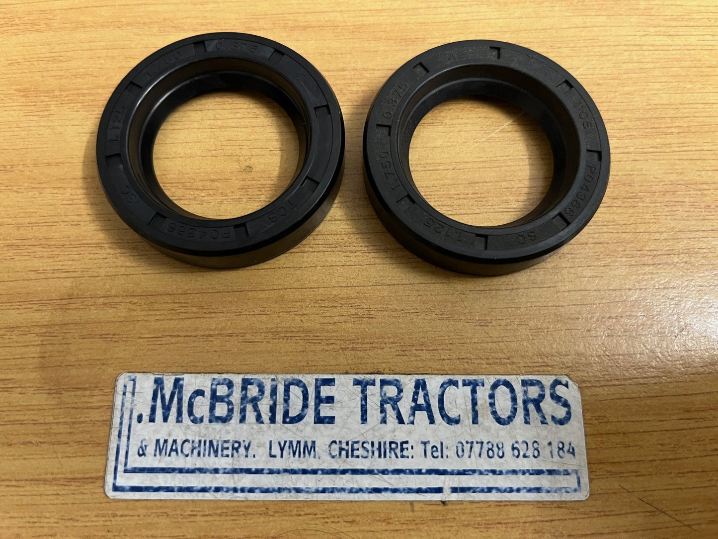 BRAKE PEDAL CROSS SHAFT OIL SEALS