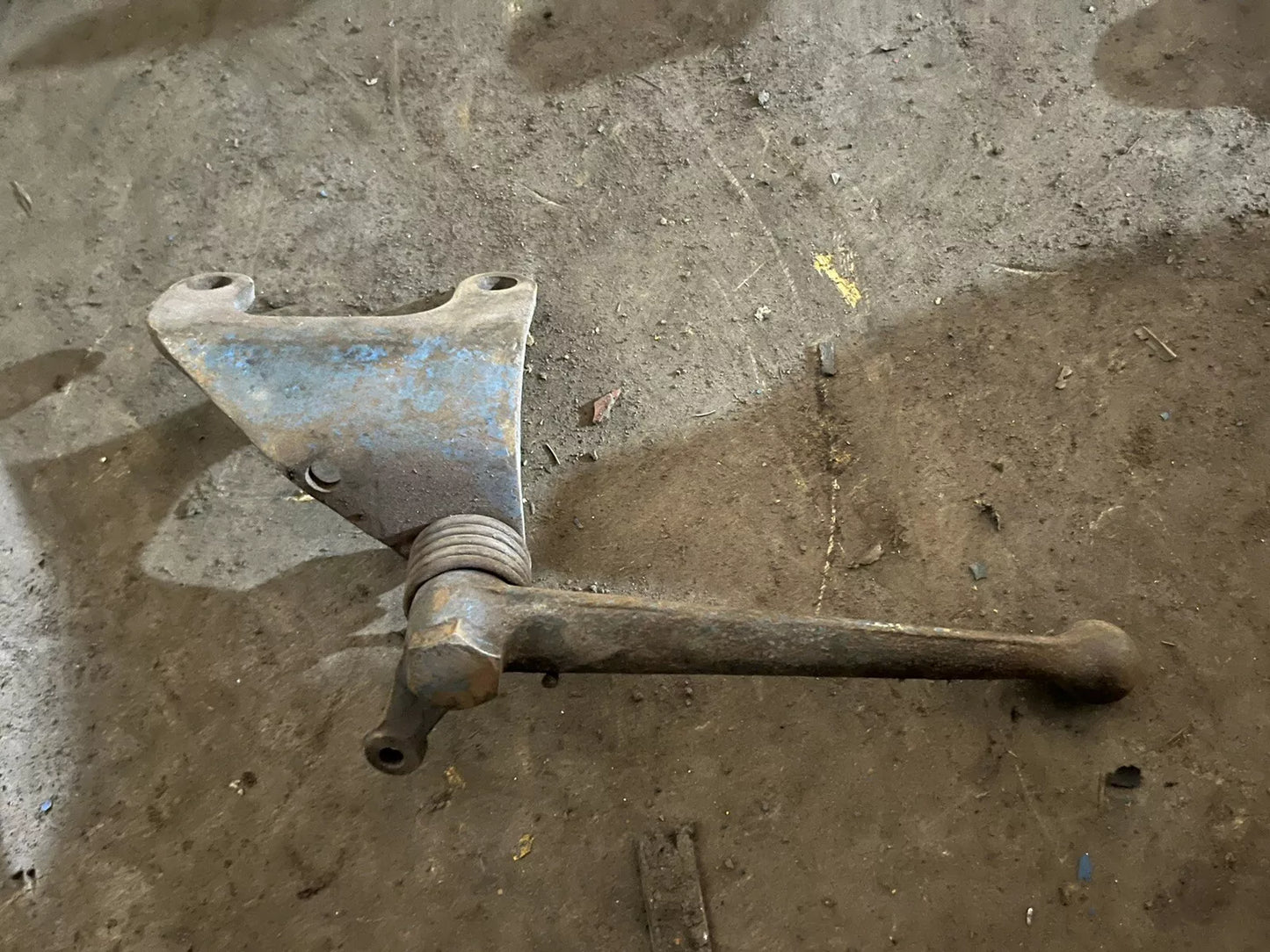 Fordson Major Original Starter Motor Lever & Bracket