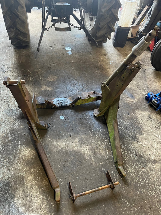Loader Front Frame LOADERS & ROLL FRAMES – L McBride Tractors & Machinery