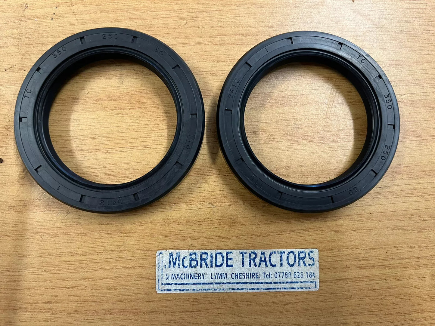 Fordson Super Major brake Shaft Seals (pair)